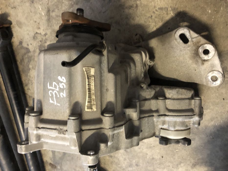 Раздатка БМВ Ф30/ Ф31/ Ф32/ Ф36 (razdatka bmw f30)