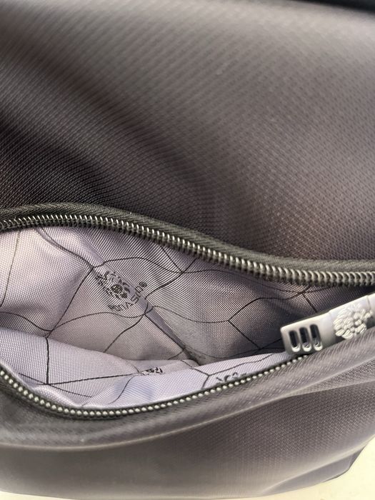 Мъжка чанта Ponasoo /безплатна составка/