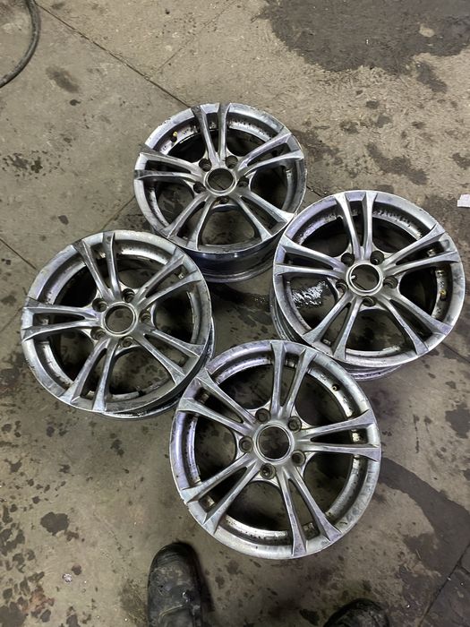 На 15. 5/114,3 в нал