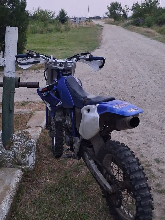 Vand sau schimb Yamaha yz450f