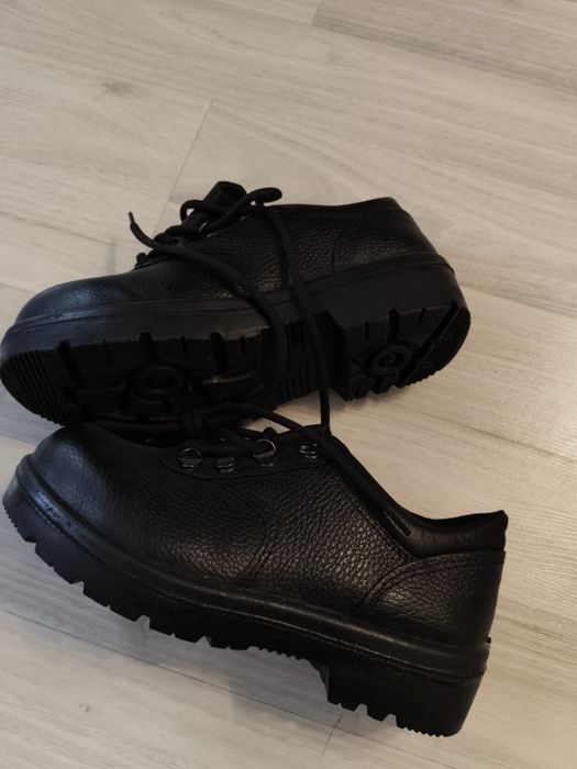 Рабочая обувь кожаные ботинки осень весна