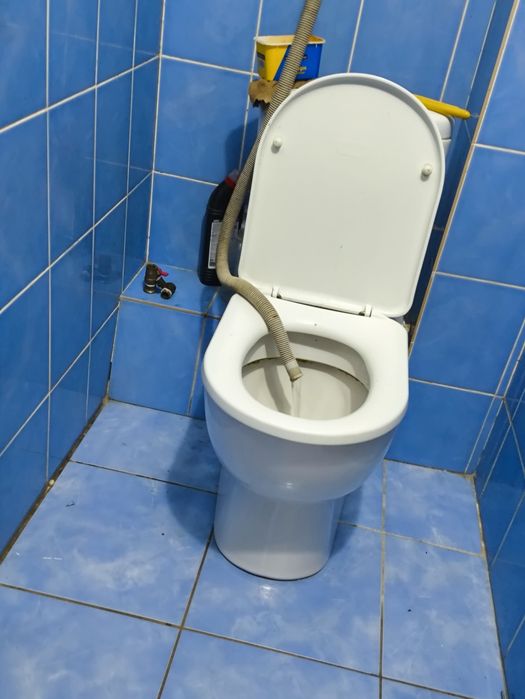 Унитаз в хорошем состоянии