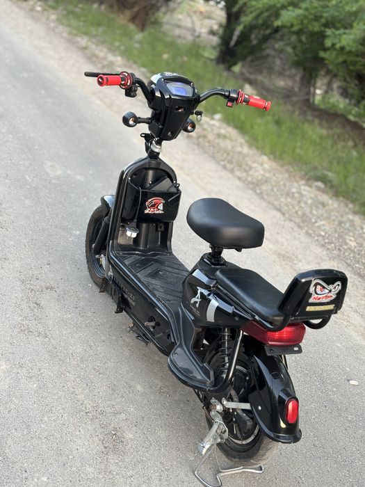 Продам электроскутер Аманат х5