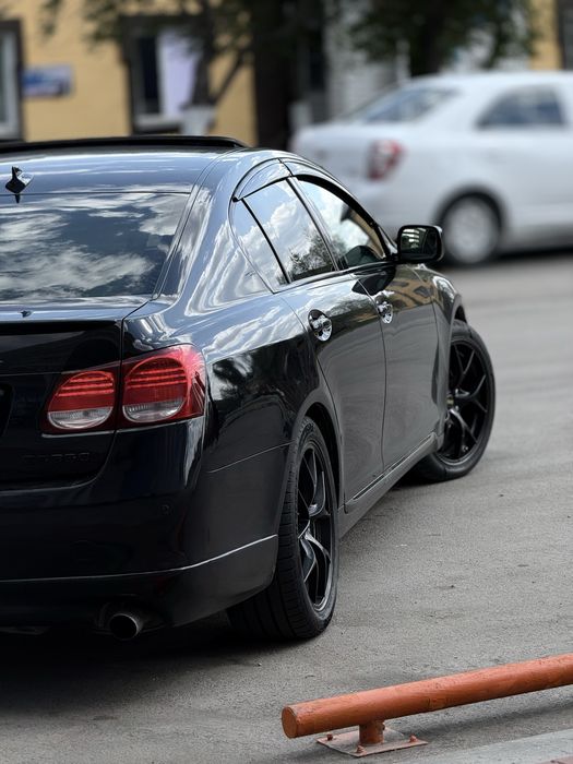 Продам LEXUS gs 300