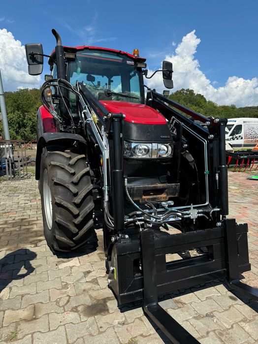 Braț frontal VARRO IIIS - III pentru tractoare