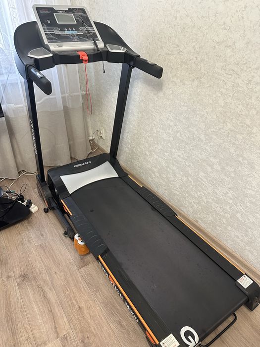 Беговая дорожка Genau M800