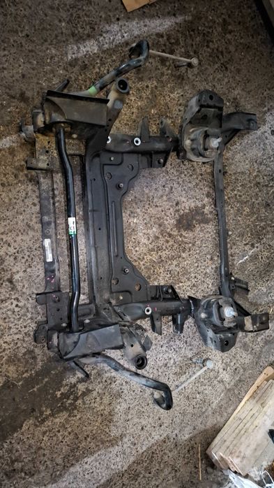 Jug, cadru motor, punte fata BMW X5 F15 X6 F16 2016