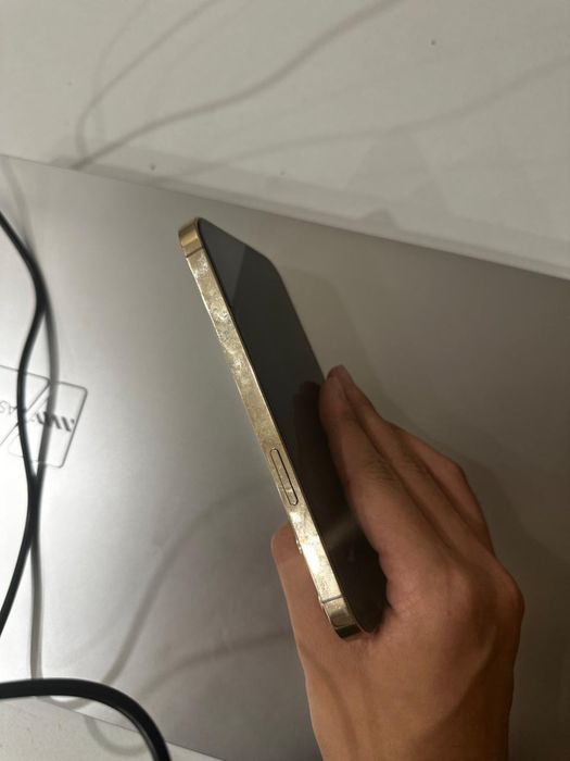 Iphone 13 pro 128 Золотого цвета сменя  доплатой 40 к