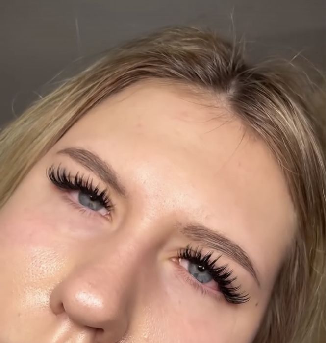 Наращивание ресниц майкудук
