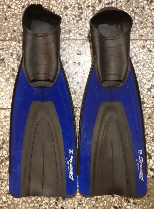 Плавници маркови