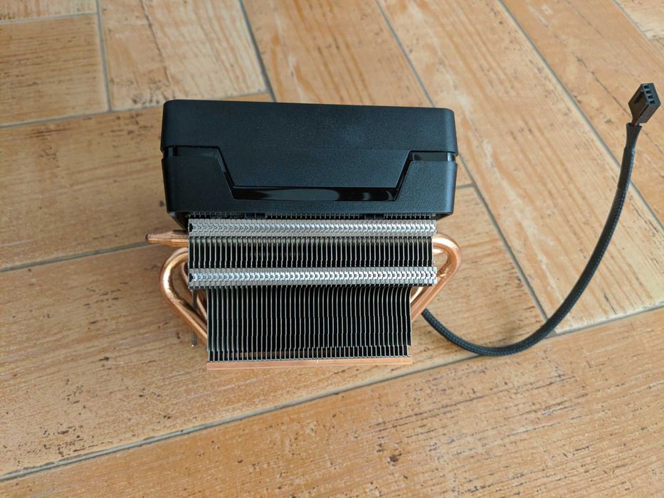 AMD Wraith Prism охладител с RGB кабел + Thermalright TF4 паста