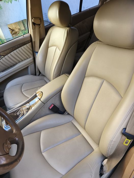 Vând Mercedes Benz W211