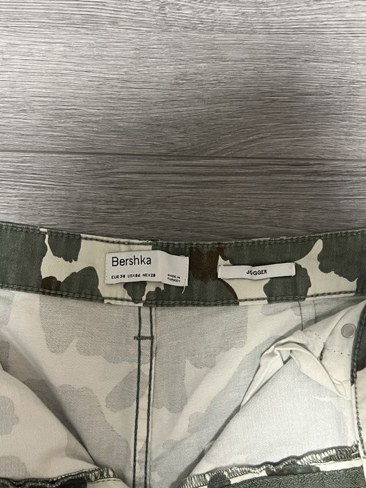 Камуфлажен дълъг карго панталон тип “jogger”