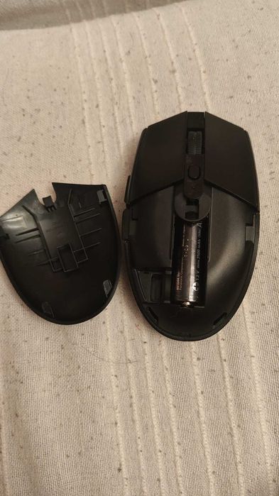 Vand Mouse Logitech G304- negru