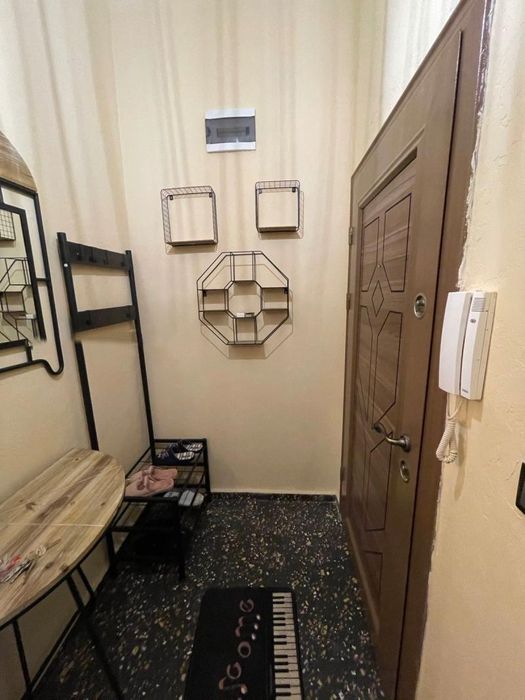 Дава се под наем Тристаен апартамент в София, Център - 80 кв.м за 1500 € - Снимка #7