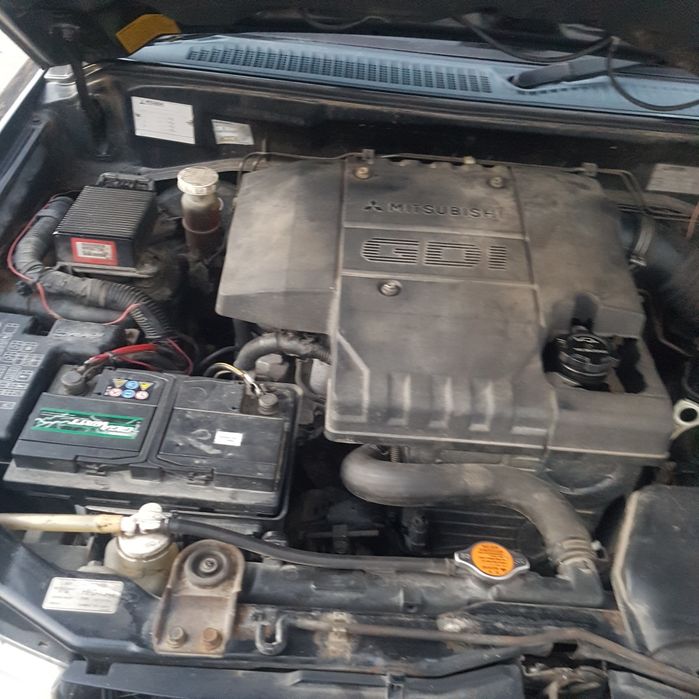 Мицубиши паджеро пинин 2.0 бензин 130кс