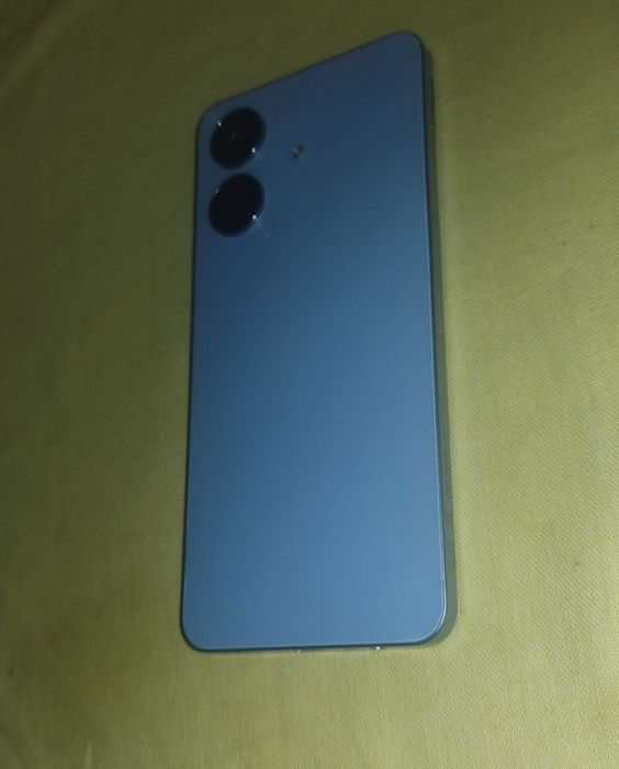 Realme  note  60
