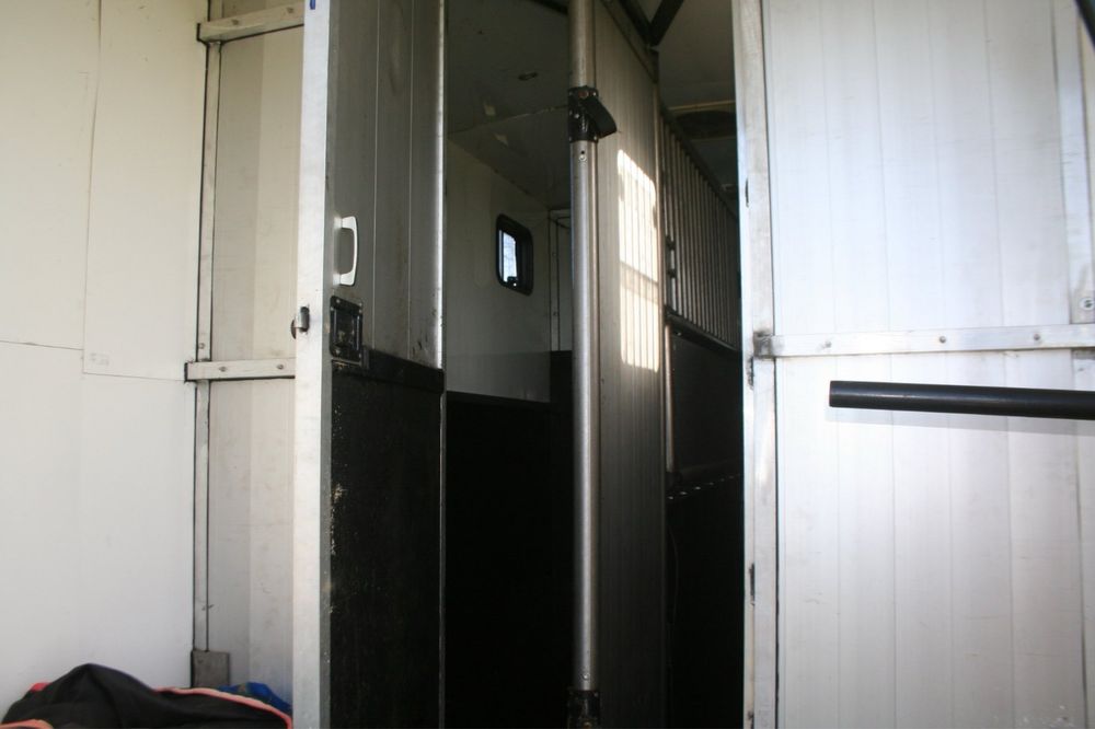 Peugeout Boxer L4H3 камион за 2 коня- кат.В  185к.с. -отлично състояне