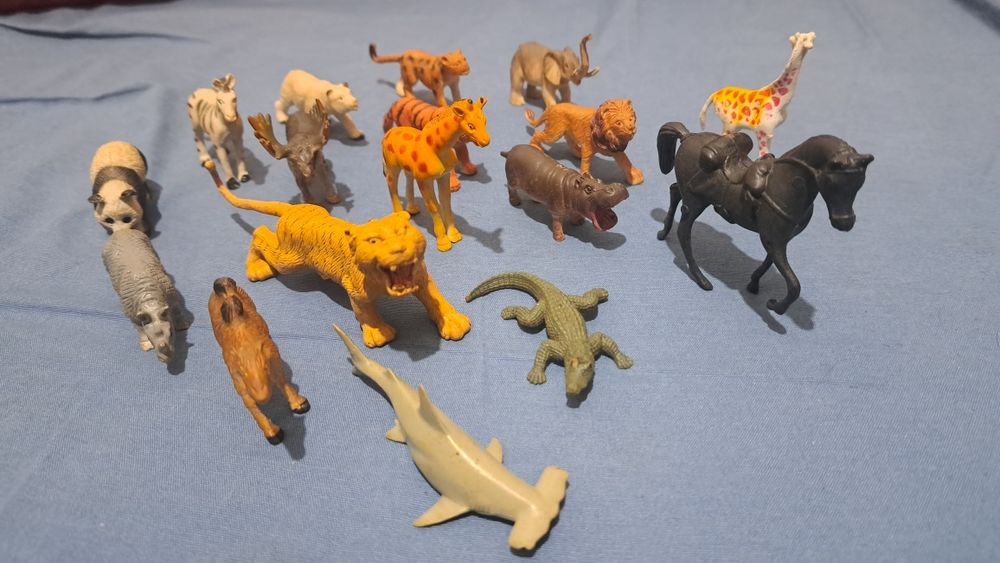 Lot figurine animale