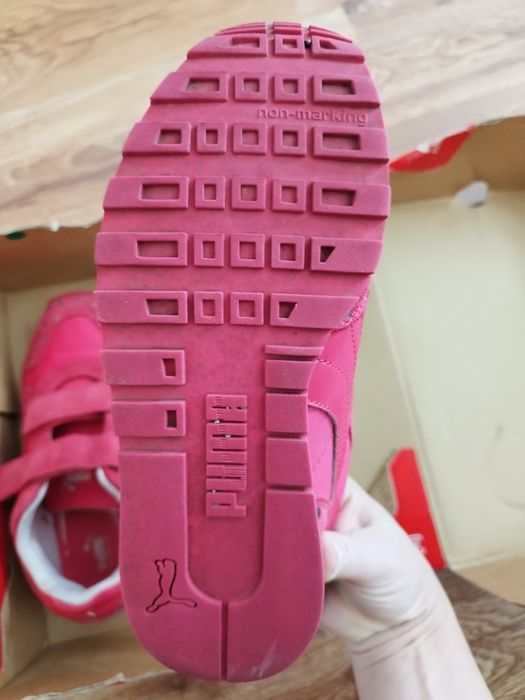 Маратонки пума 35