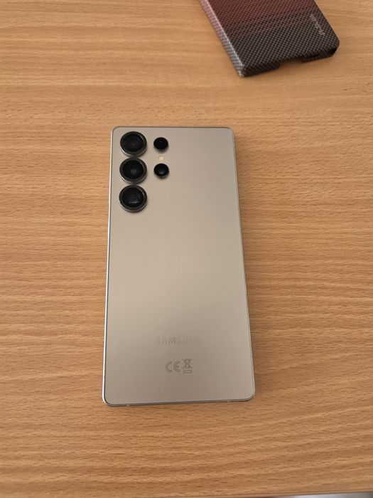 Samsung Galaxy S25 Ultra 1TB + Original Pitaka Case | Отлично състояние | Пълен комплект