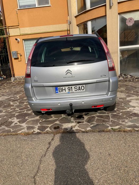 Vand URGENT Citroen Picasso 2012 cu cutie automata