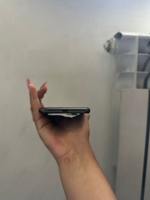 Айфон 11 сатылады