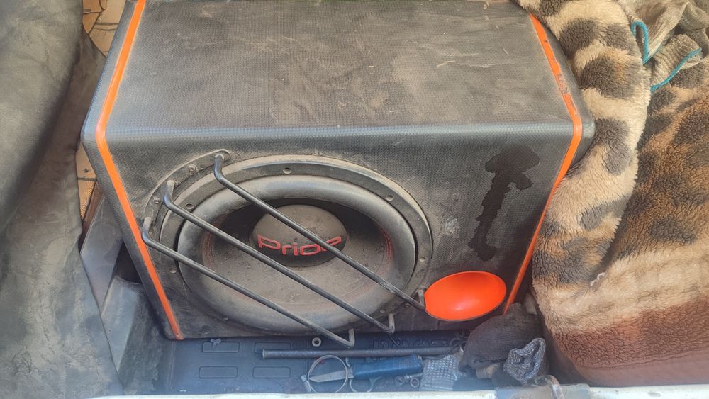 Продам сабвуфер активный