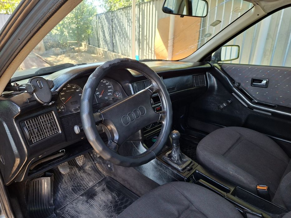 Продам Ауди 80/ 1,8 монотроник