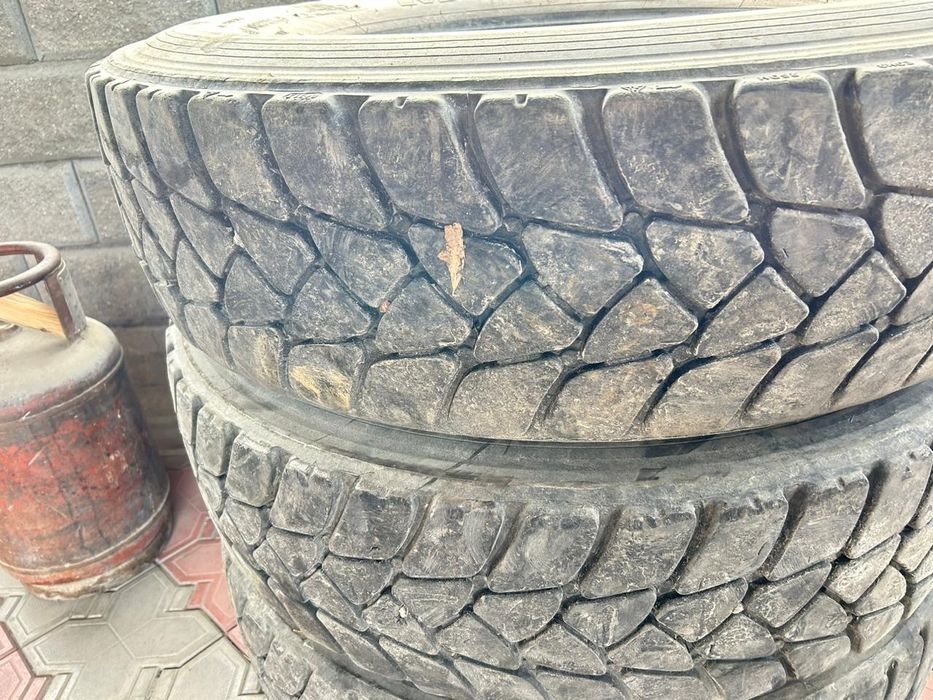 Продам грузовую резину
