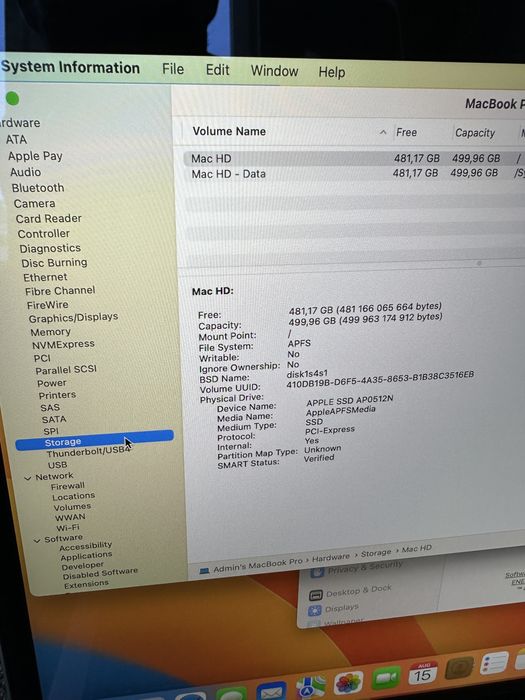 MacBook Pro 13” 2020 / i5 / 16GB / 512GB SSD / Touch Bar – перфектен