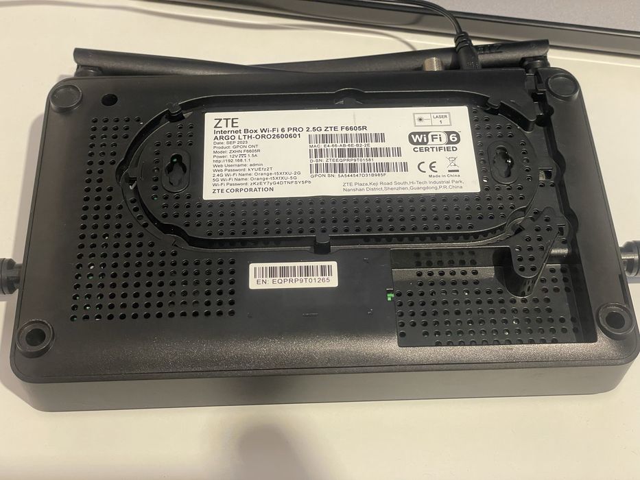 Router ONT ZTE ZXHN F6600R (GPON, pentru ORANGE)