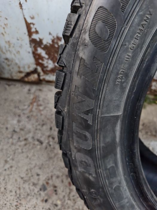 Продам зимние шины 215/55/17