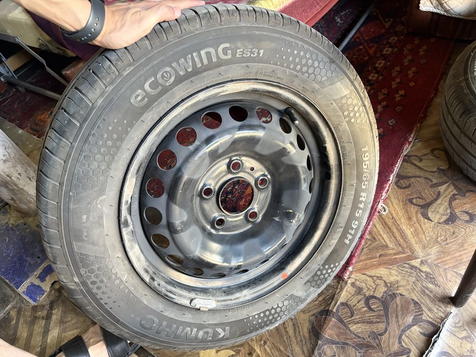 Продам резину летнюю