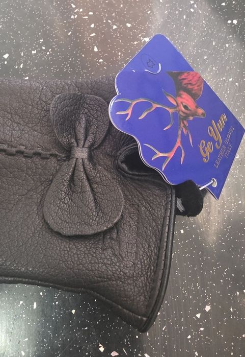 Manusi dama, piele căprioară