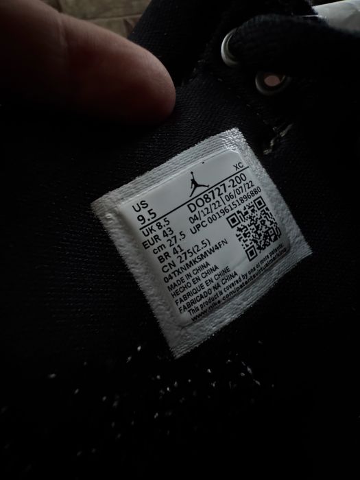 Jordan 1 High Parashute “Neutral Olive “