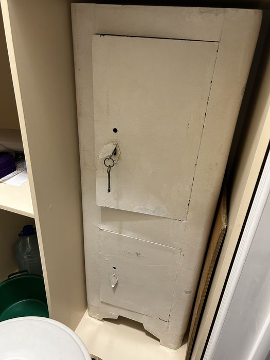 Железный ящик