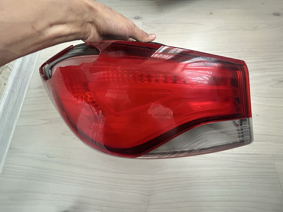 Hyunday elantra задний фонарь