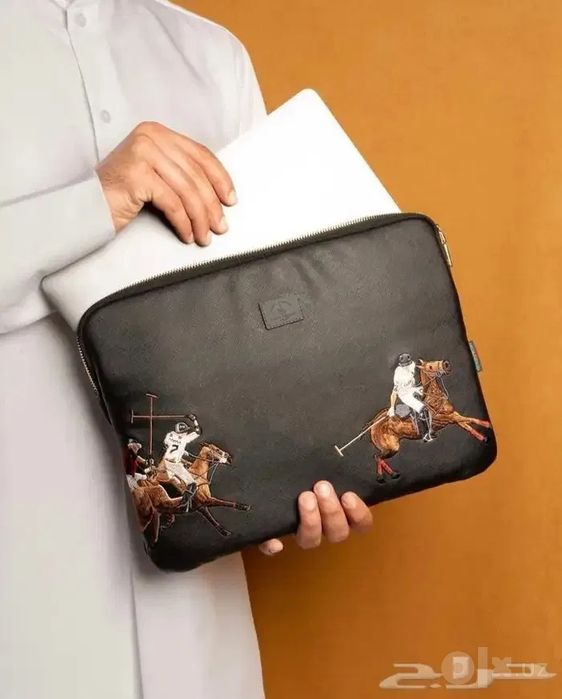 Sumka Santa-Barbara Polo ipad vs Macbook