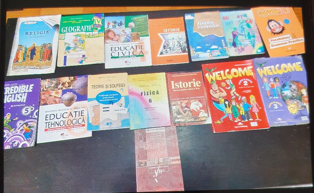 Vând culegeri, auxiliare și manuale utile- ciclul primar și gimnazial