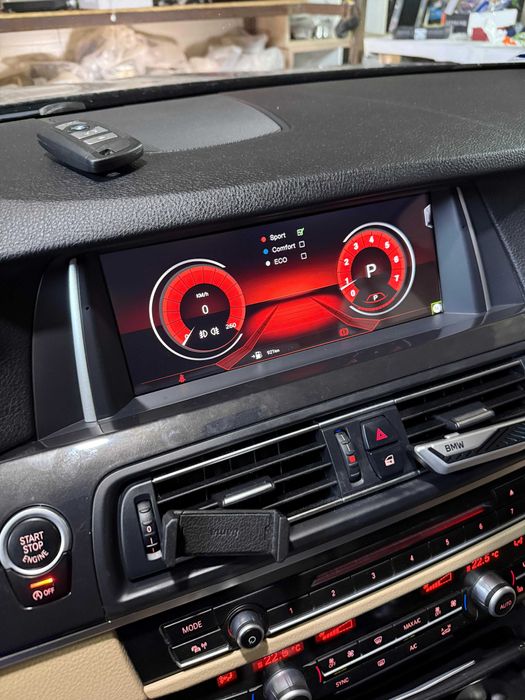 Navigatie  Android BMW Seria 5 F10  ,  4GB / 8GB RAM Carplay