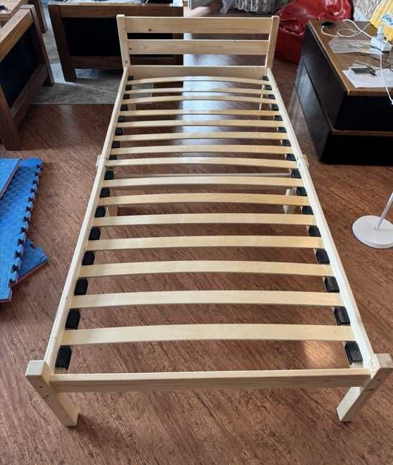 Twin Bed with mattress