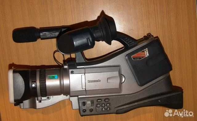 Видеокамера Panasonic NV-MD9000