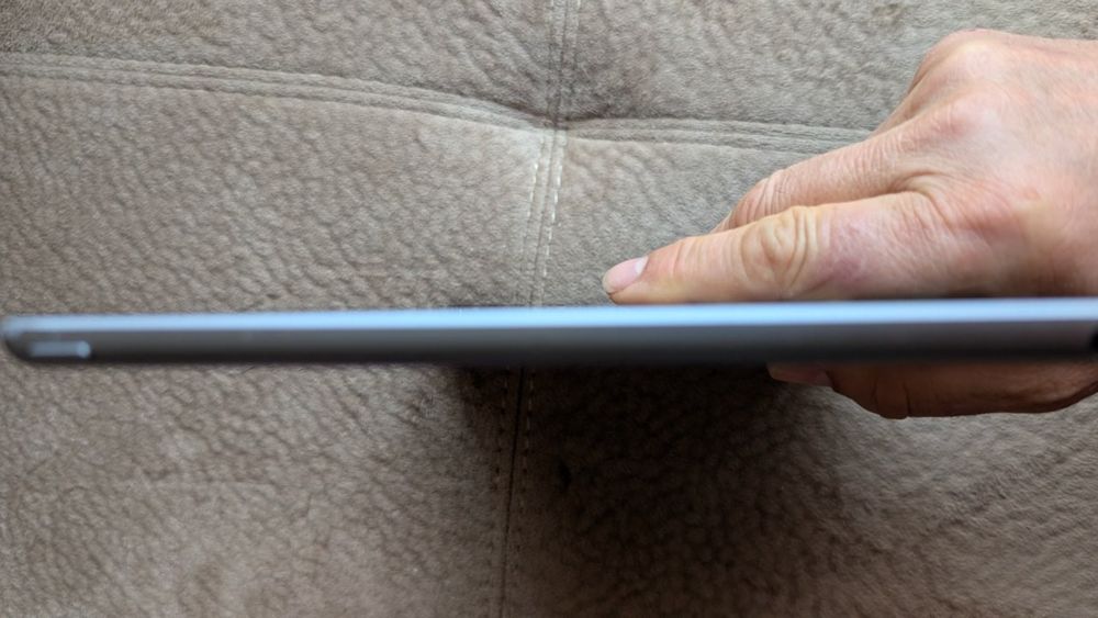 iPad 5 32GB за части