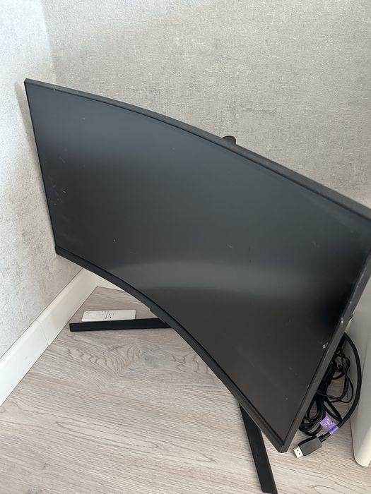 Монитор Samsung Odyssey G6 240hz