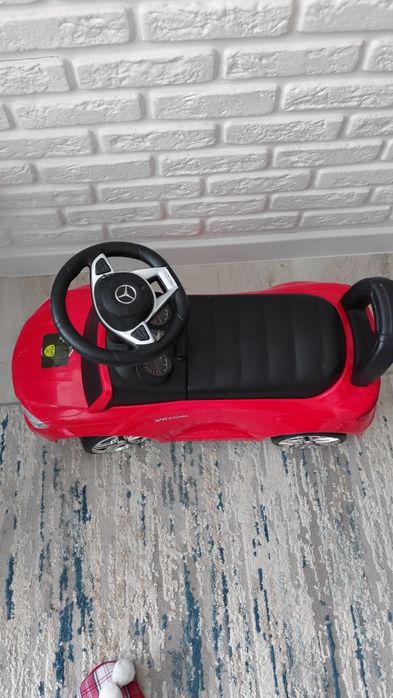 Машина детская каталка до 3 лет