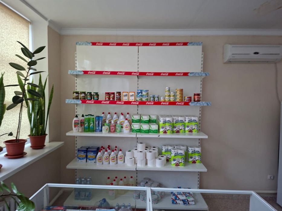 Продается торговые стеллажи