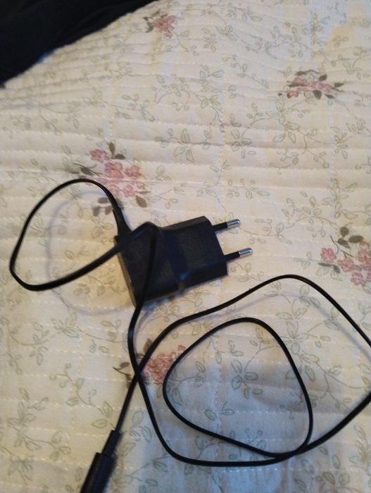 Продам кнопочный телефон