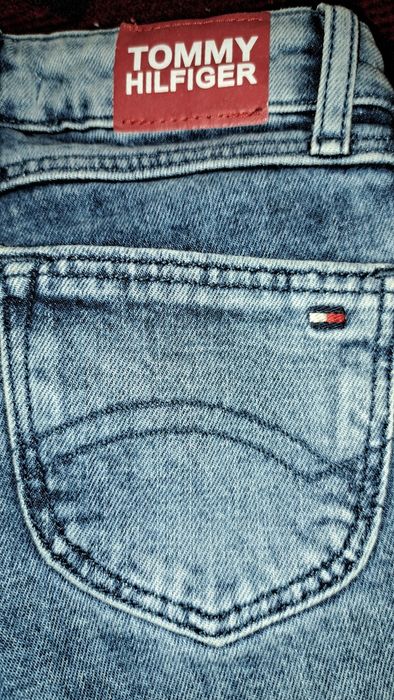 Blugi Tommy Hilfiger