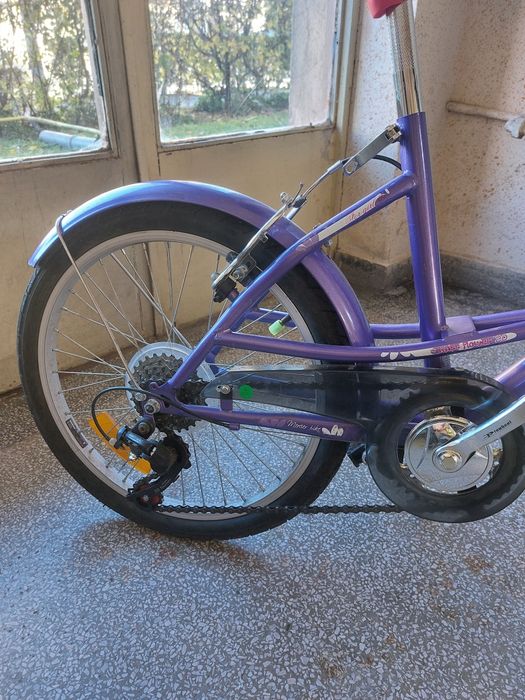 Bicicleta de fetițe în stare foarte bună.